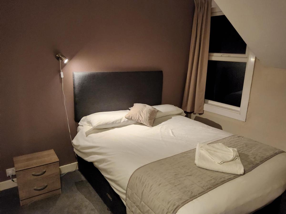 The Avenue Hotel Грантем Экстерьер фото