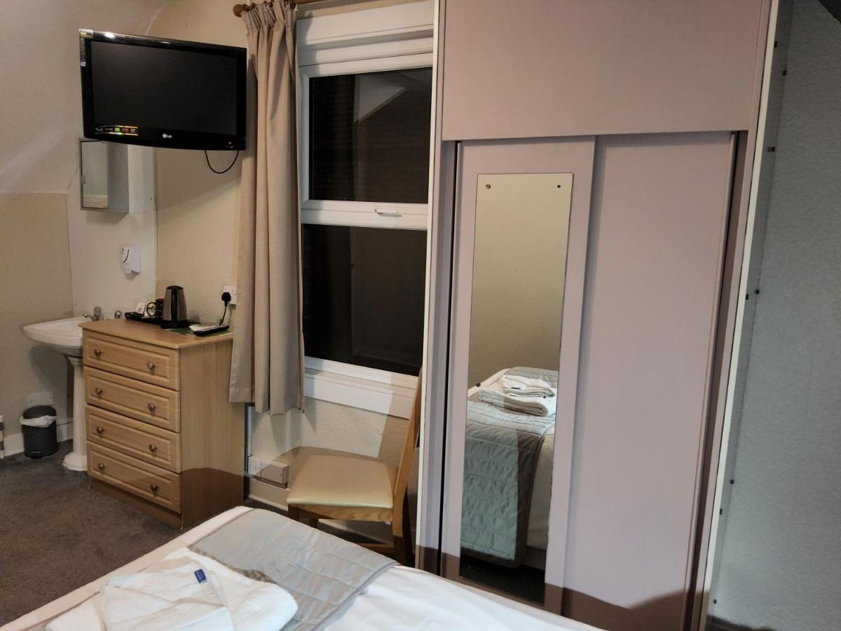 The Avenue Hotel Грантем Экстерьер фото