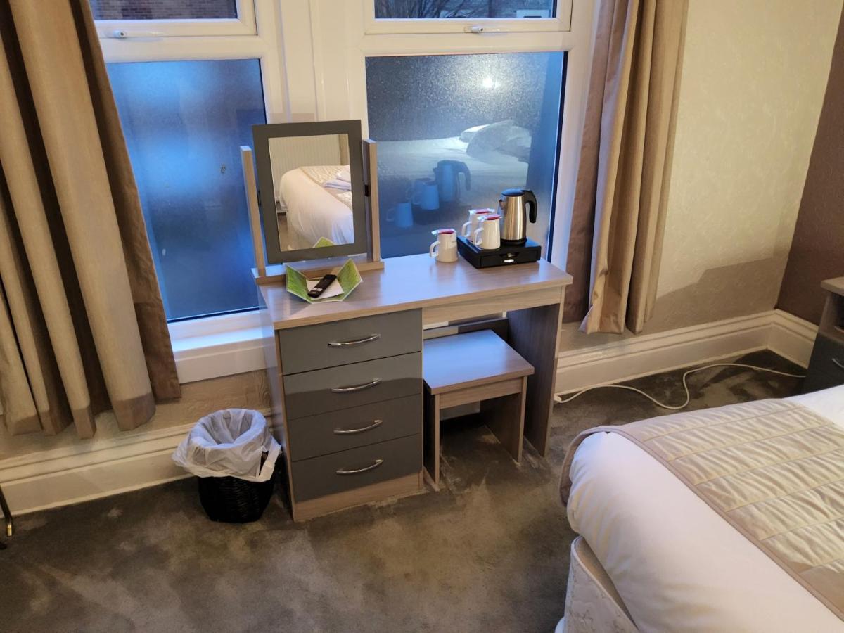 The Avenue Hotel Грантем Экстерьер фото